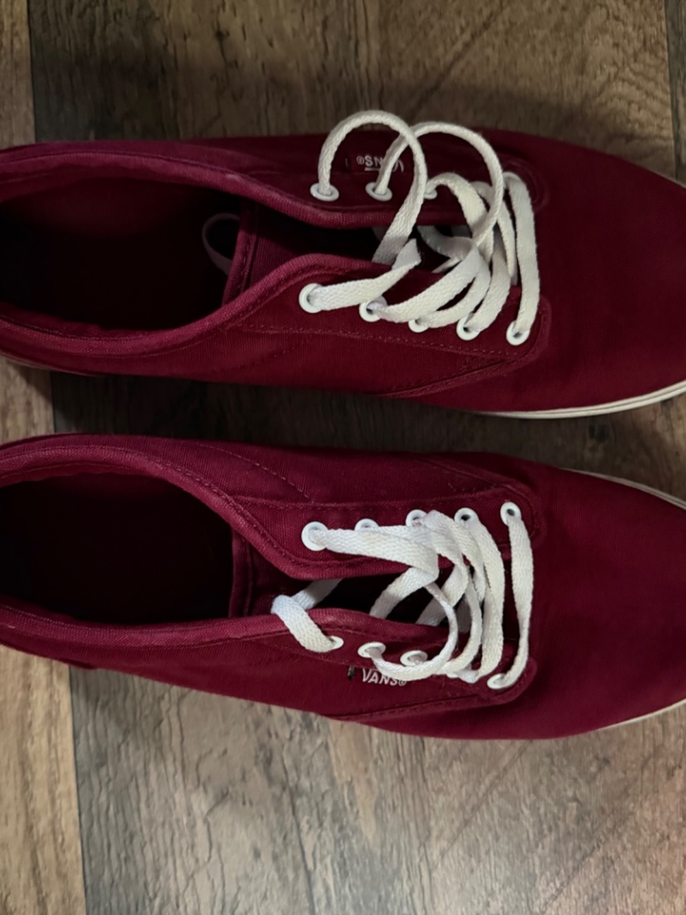 Vans - Picture 4 of 4